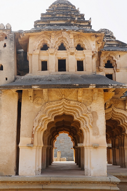 Hampi-Palais du lotus-010